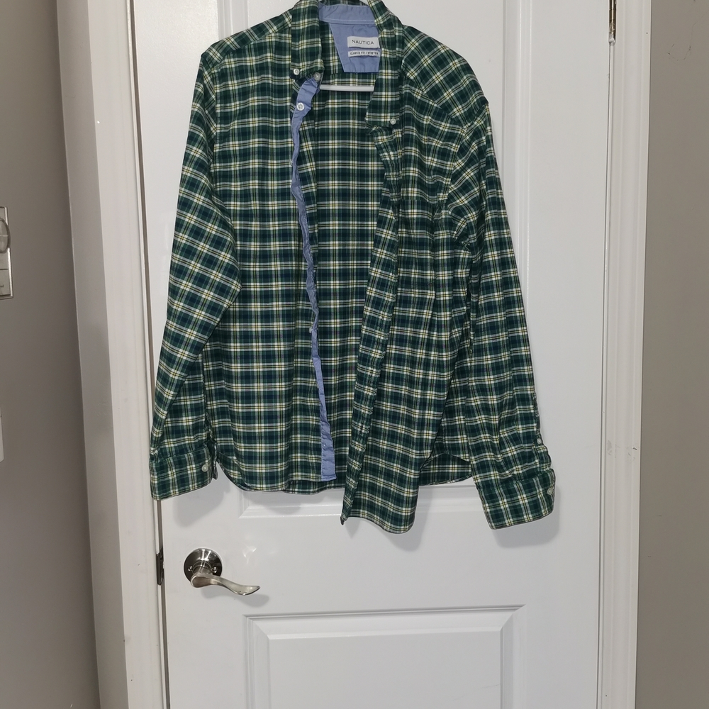 Nautica Green Plaid Casual‎ Button Down Shirt